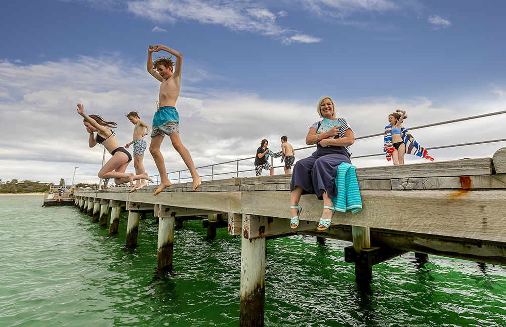 Readers leap for jetty jumping - peninsula essence