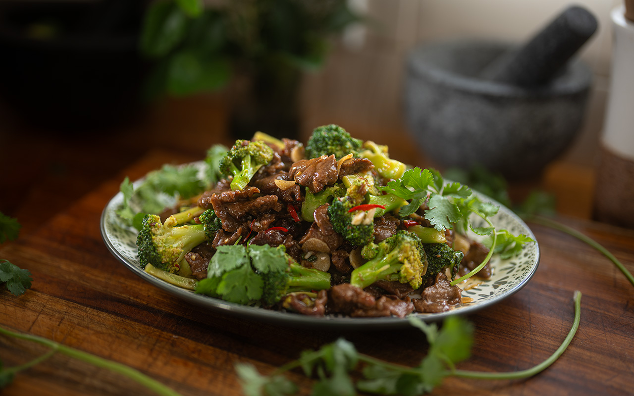 Beef & Broccoli Stir Fry - peninsula essence