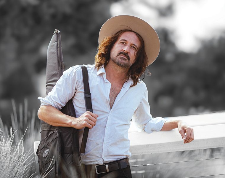 Singer/songwriter Lachlan Bryan